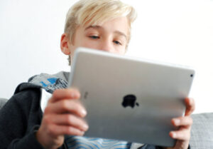 Restricting Minors’ Access to Social Media: Divided Ruling Over Florida Law Reveals First Amendment Rifts